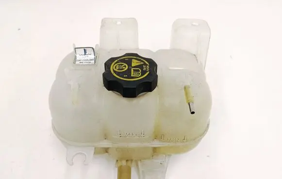 Chrysler Pacifica Coolant expansion tank/reservoir 68217323AA 603888