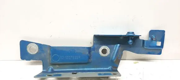 Renault Captur Fender mounting bracket 631227839R