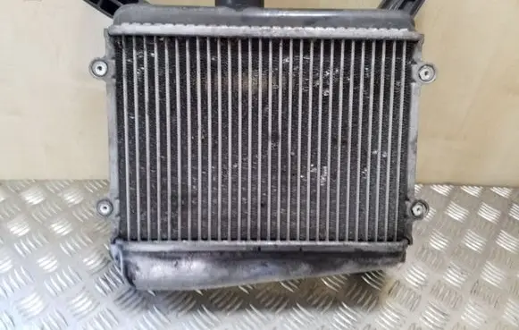 Toyota RAV 4 (XA20) Intercooler radiator 27040332