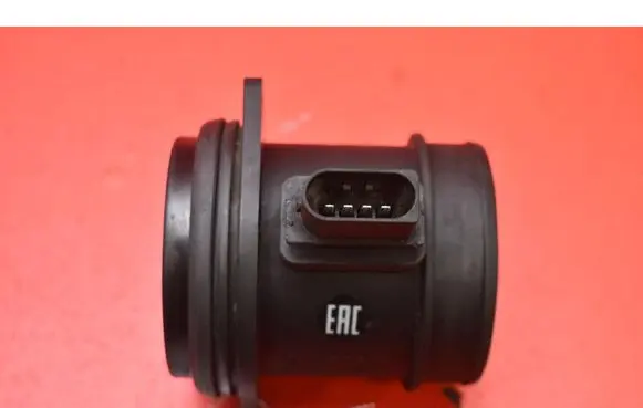 Volvo V70 Mass air flow meter 33772525