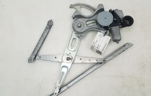 Lexus GS 250 350 300H 450H Front door window regulator with motor