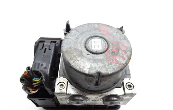 Ford Focus ABS Pump F1FC2C405CA 10022004864