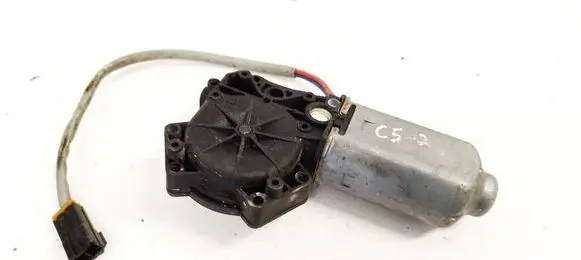 Nissan Primera Front door window regulator motor 400439B