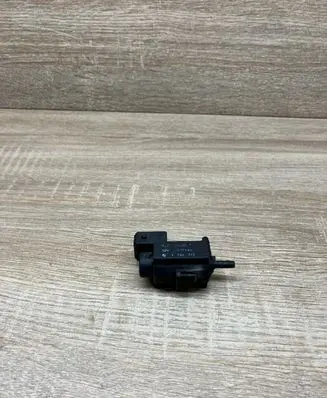 BMW 5 E60 E61 Turbo solenoid valve 1742712