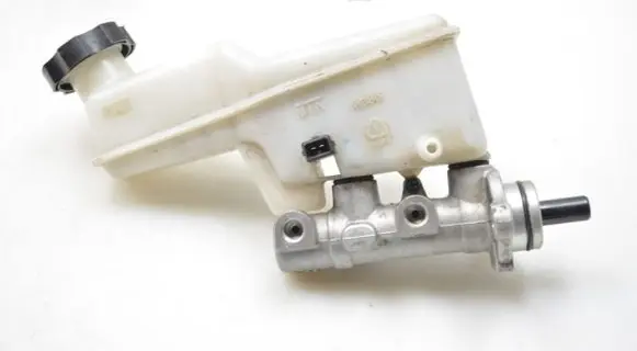 KIA Sportage Master brake cylinder