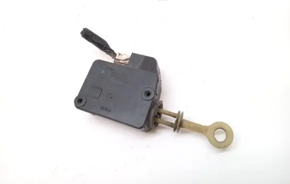 Toyota Aygo AB10 Fuel tank cap lock 