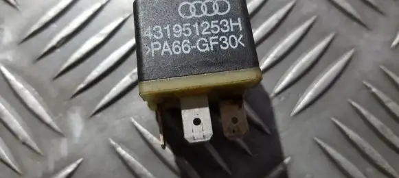 Volkswagen PASSAT B3 Other relay 431951253h