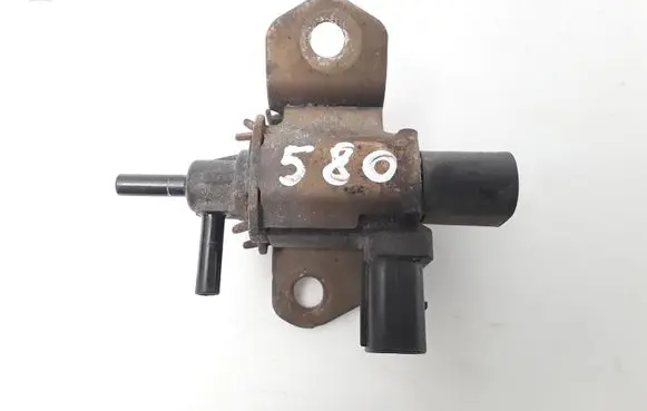 Vacuum valve