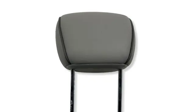 Nissan Quest Front seat headrest