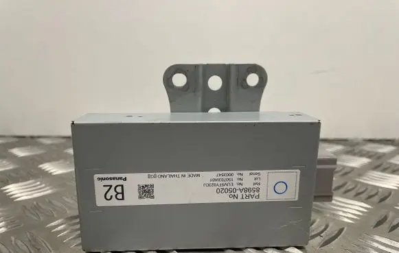 Toyota Avensis T270 Phone control unit/module 8598A05020