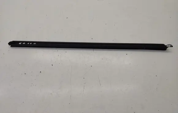KIA Ceed Rubber seal rear door window/glass 
