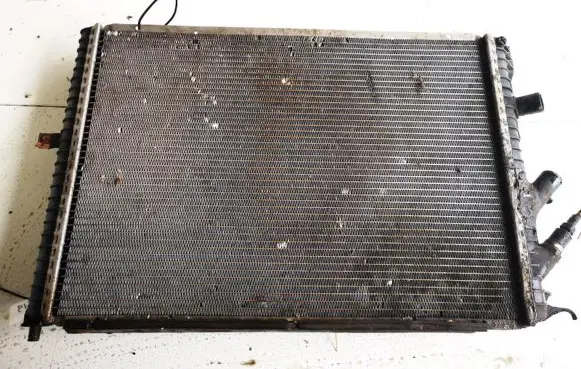 Coolant radiator