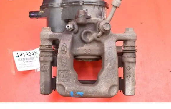 Rear brake caliper