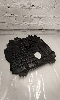 Jeep Grand Cherokee Engine splash shield/under tray 68037062