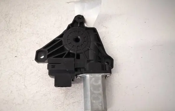 Mercedes-Benz C W205 Rear door window regulator motor 2059060401 A2059060401