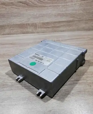 Audi A4 S4 B5 8D Engine control unit/module ECU 8d0907557b 0261203554 0261203555