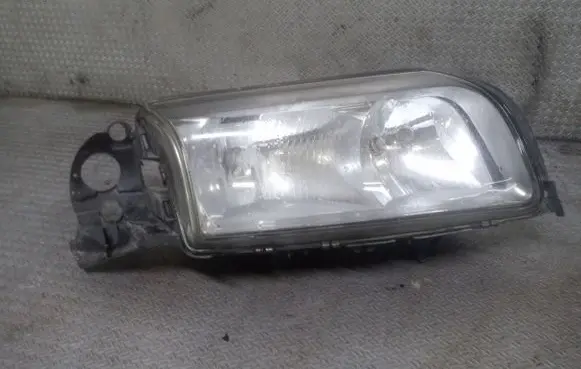 Volvo S80 Headlight/headlamp