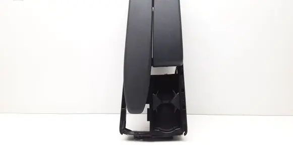 Mercedes-Benz C W204 Armrest A2046801339