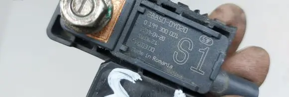 Toyota C-HR I Battery relay fuse 288500Y020