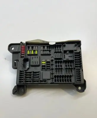 BMW X6 E71 Fuse module 518954021A 693168704