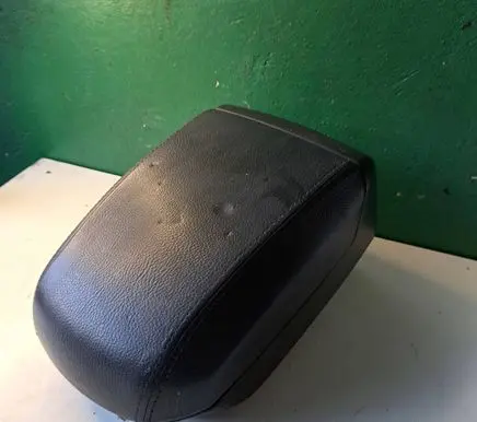 Chevrolet Captiva Armrest