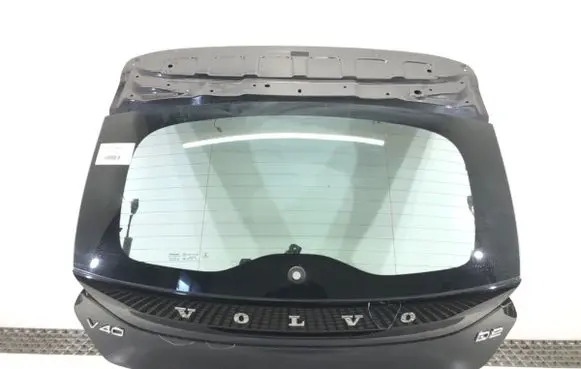 Volvo V40 Tailgate/trunk/boot lid 
