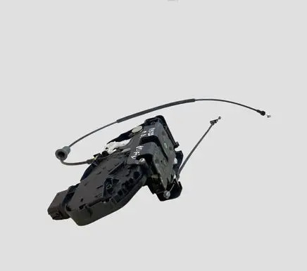 Volvo C30 Front door lock 30799301 A048069 5121AC75B