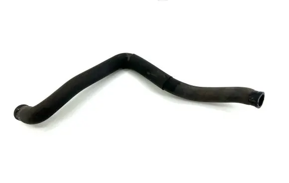 Mercedes-Benz Vito Viano W639 Engine coolant pipe/hose A6398323723