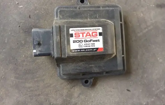 Peugeot 306 LP gas control unit module 67R017009 110R007010