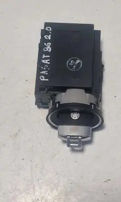 Volkswagen PASSAT B6 Ignition lock contact 3C0905843 3330