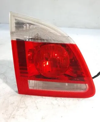 BMW 5 E60 E61 Tailgate rear/tail lights 7165829 27880104 6925893