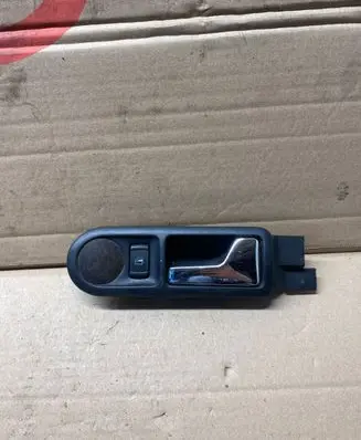Volkswagen Golf IV Rear door interior handle 3B0839113
