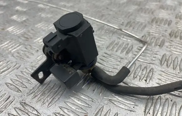 Opel Insignia A Turbo solenoid valve 55573362