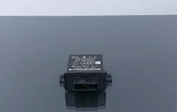 Audi A3 S3 8L Light module LCM 8P0907357A