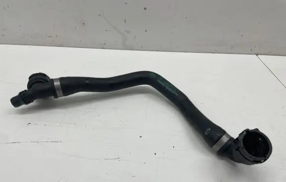 BMW 5 G30 G31 Engine coolant pipe/hose 9485278