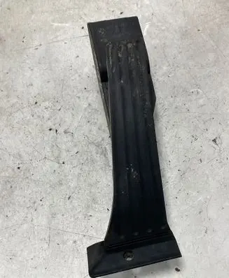 BMW 5 E60 E61 Accelerator throttle pedal 25916010 071005
