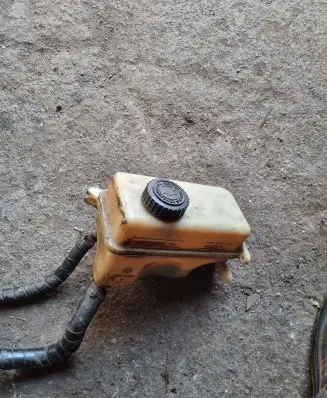 Peugeot 405 Coolant expansion tank/reservoir