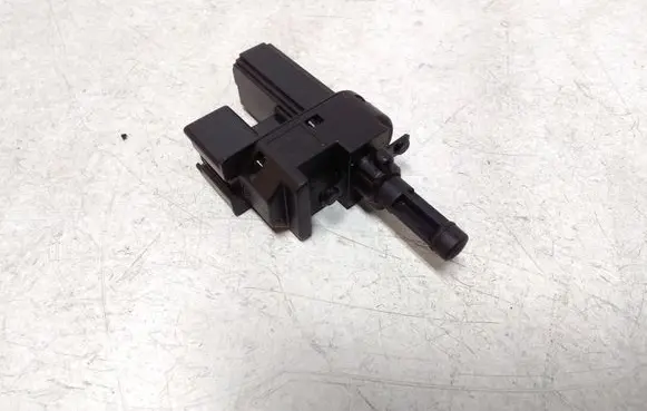 Clutch pedal sensor