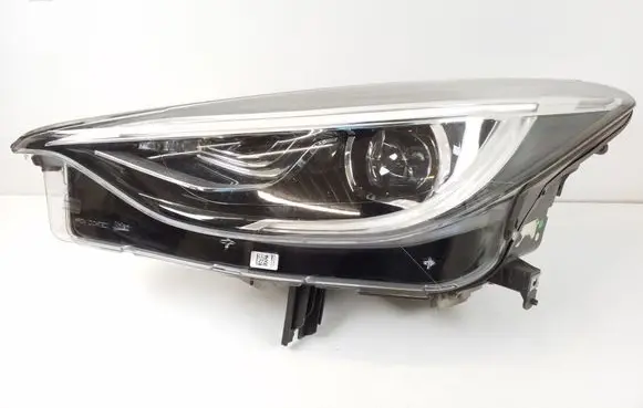 Infiniti Q30 Headlight/headlamp 260605DB2A