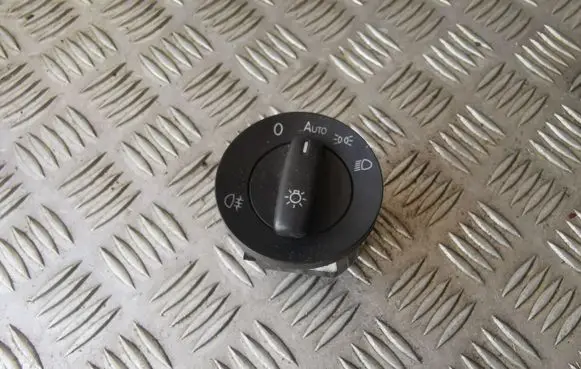 Volkswagen Golf V Light switch 1K0941431AR