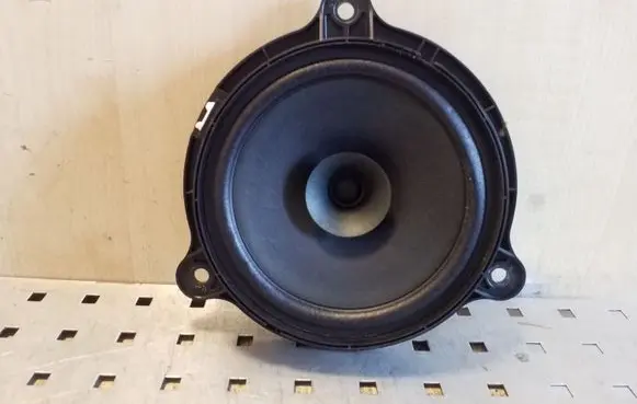Nissan X-Trail T32 Rear door speaker 281563SG0A