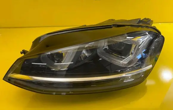 Volkswagen Golf VII Headlight/headlamp 5G1941033