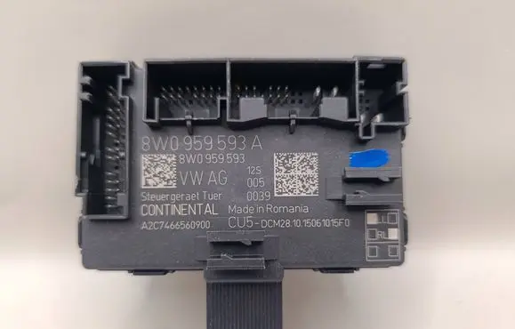 Audi A4 S4 B9 Door control unit/module 8W0959593A 8W0959593 A2C7466560900