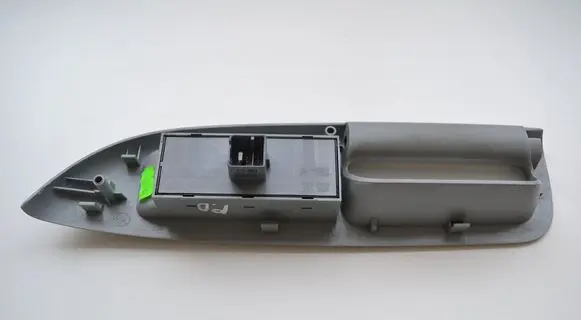 Skoda Octavia Mk2 (1Z) Electric window control switch 1Z2867172