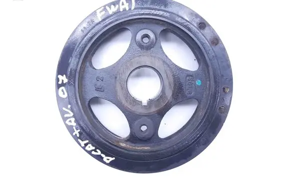 Toyota Avensis T250 Crankshaft pulley 134080R011