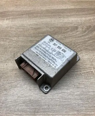 Volkswagen PASSAT B4 Airbag control unit/module 357959656