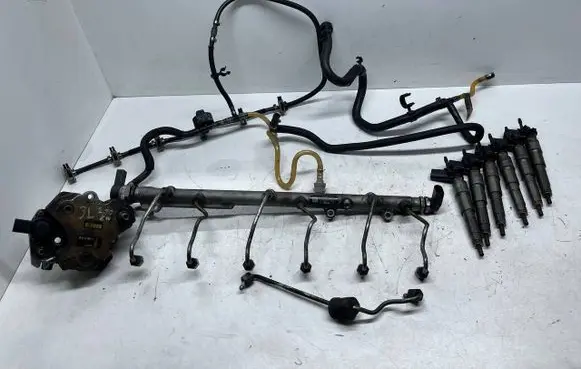 BMW X3 E83 Fuel injection system set 7798333 0445010146 7795514