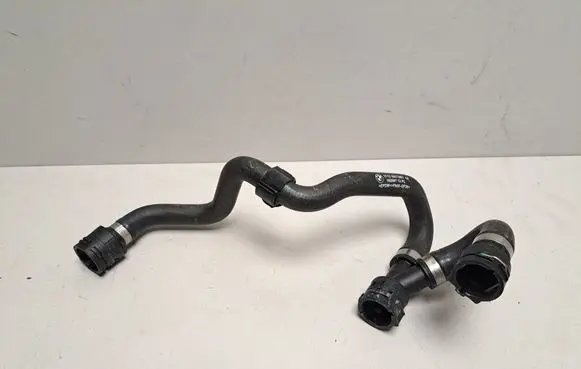 BMW i4 Engine coolant pipe/hose 8477901