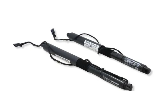 BMW XM Tailgate strut 9451743