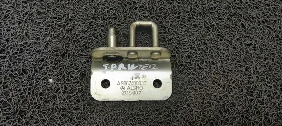 Mercedes-Benz Sprinter W906 Loading door lock loop/hook striker A9067400032
